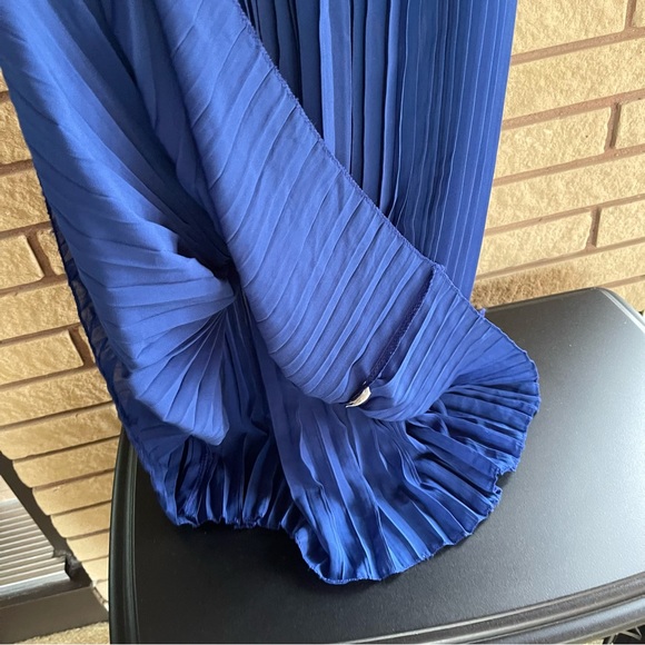 Blue pleated maxi skirt - Picture 7 of 10